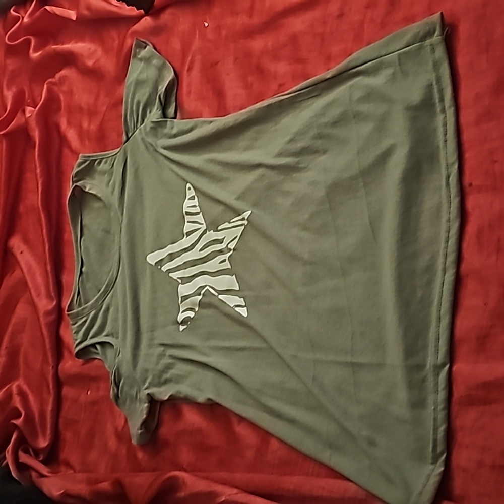 Brand new a symmetrical tank top t shirt with a large star printed